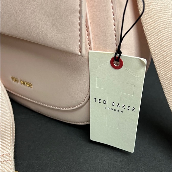 TED BAKER NWT Baby Pink Darcell Satchel Cross-Body |  NWT | Great Gift - Picture 3 of 15